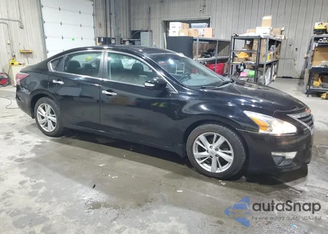 2014 Nissan Altima 2.5 из США, поврежденный, VIN 1N4AL3AP1EC115050